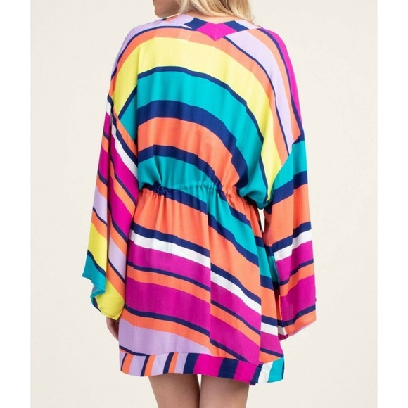 🌸Trina Turk Swimsuit Coverup🌸 - Picture 3 of 5